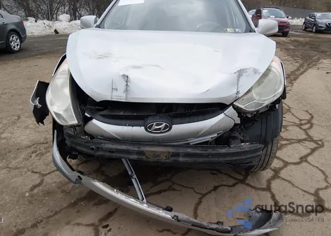 2011 Hyundai Tucson Gls from USA, damaged, VIN KM8JUCAC9BU197390